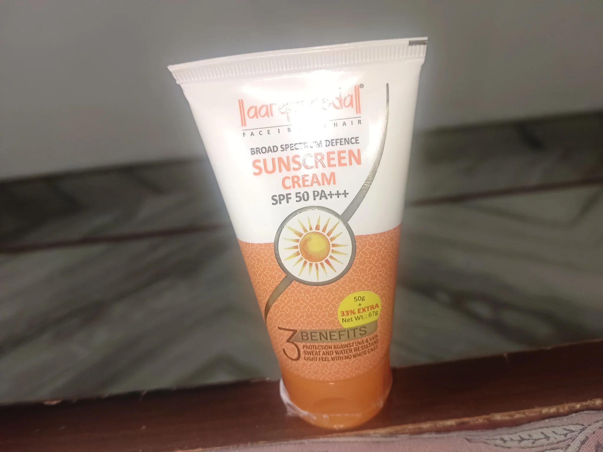 Aaryanveda Broad Specatrum Sunscreen Cream SPF 50 Pa +++