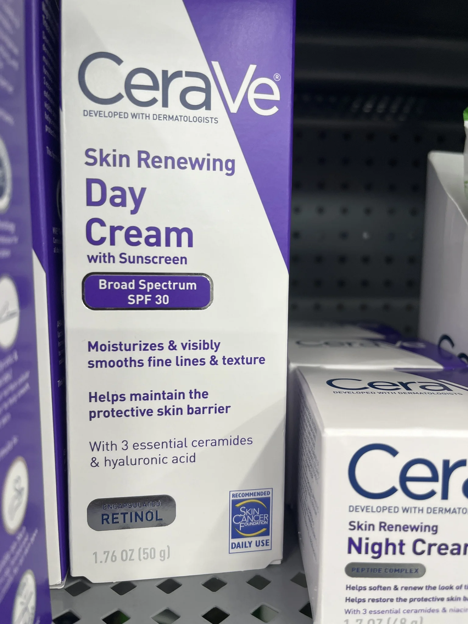 CeraVe Skin Renewing Day Crewm