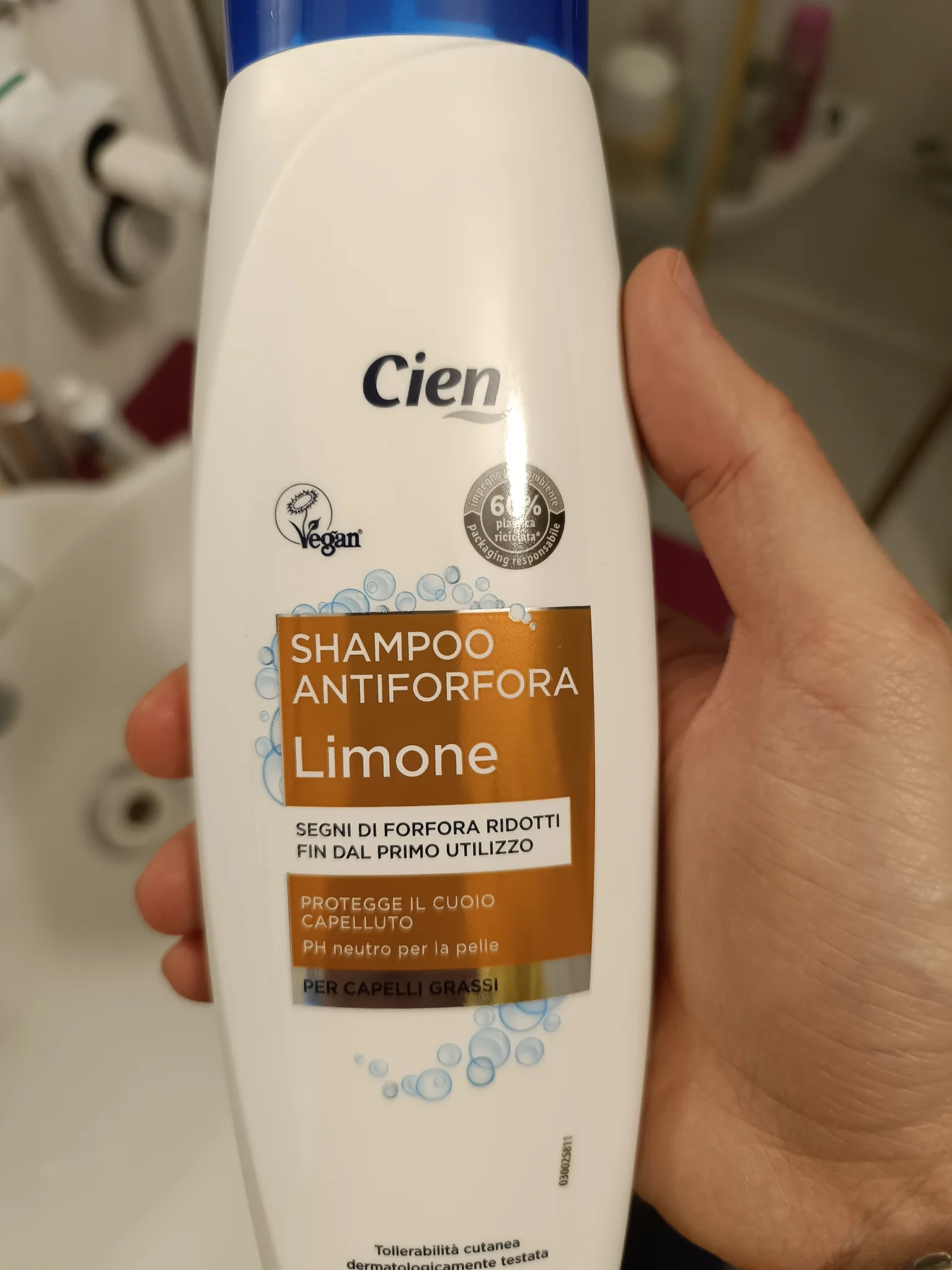 Dầu gội Cien Shampoo Antiforfora Limone
