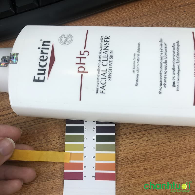 sua-rua-mat-eucerin-1-1