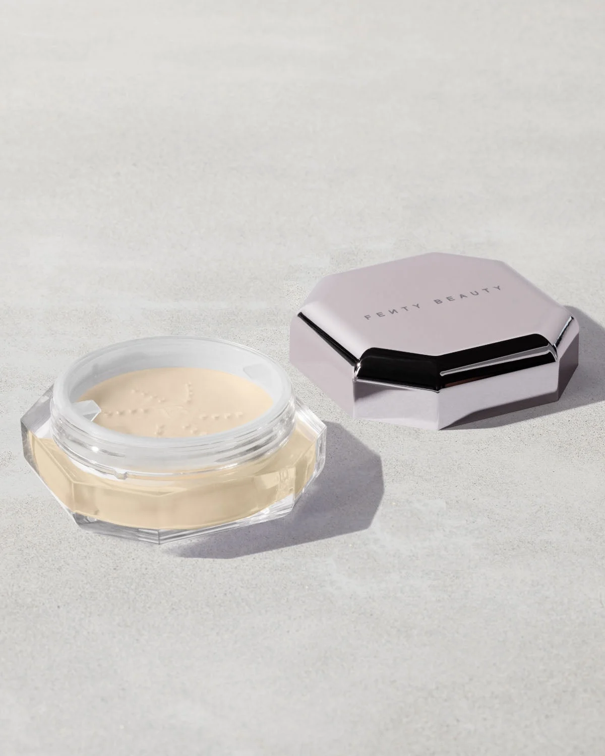 Phấn phủ Fenty Beauty Set It Down Superfine Blurring Setting Powder (shade Butter)