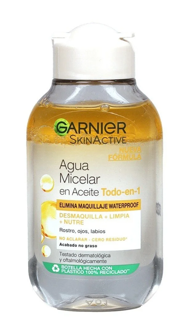 Tẩy trang 2 lớp Garnier Micellar Oil Infused Water Sensitive