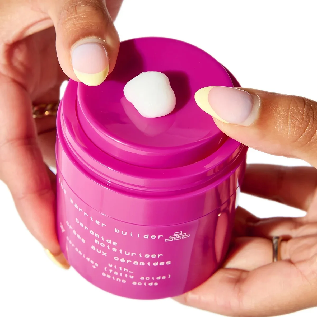 Kem dưỡng ẩm Glow Hub Barrier Building Moisturiser