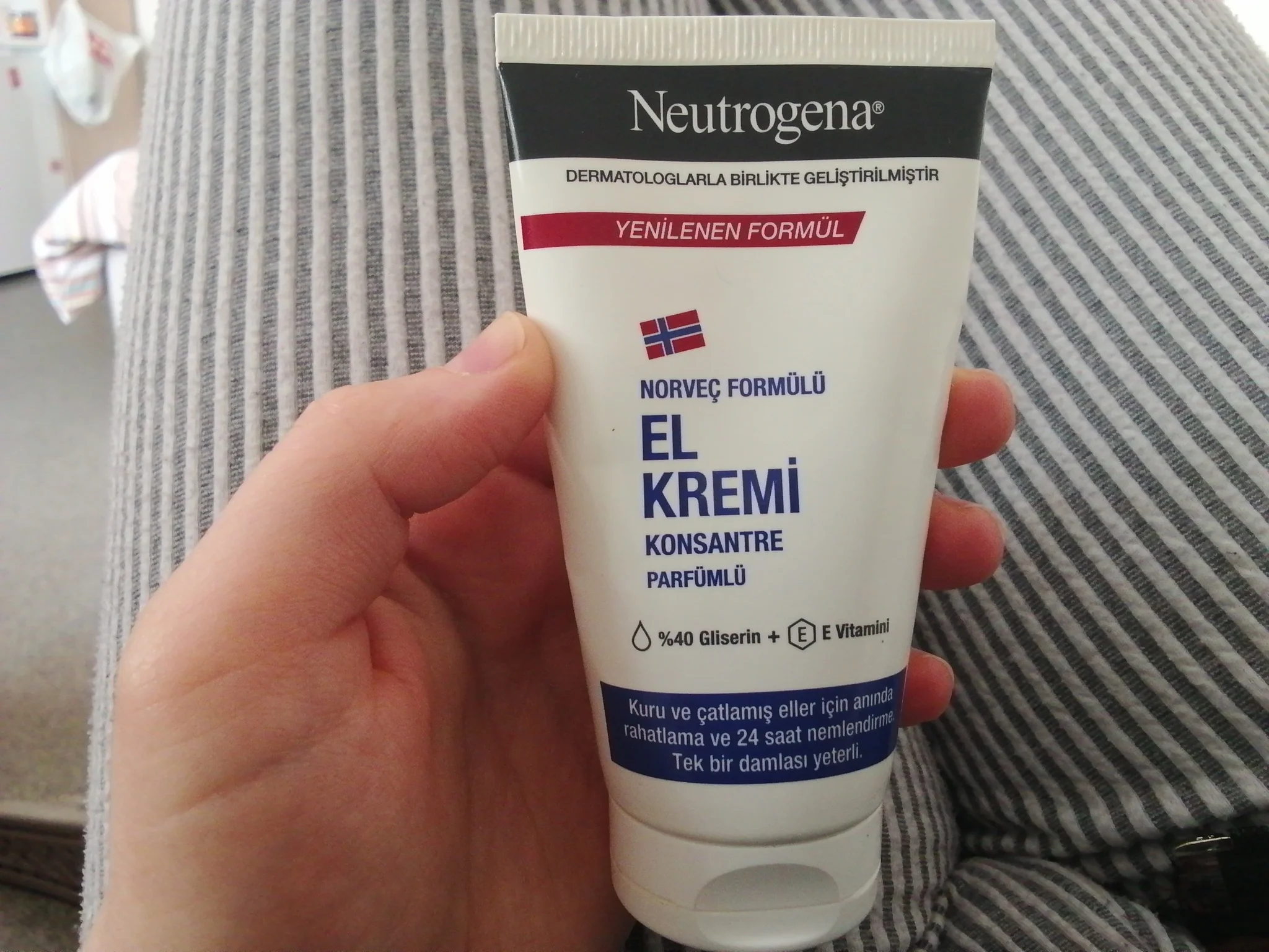 Neutrogena El Kremi