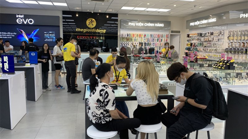 mua điện thoại trả góp thế giới di động 5