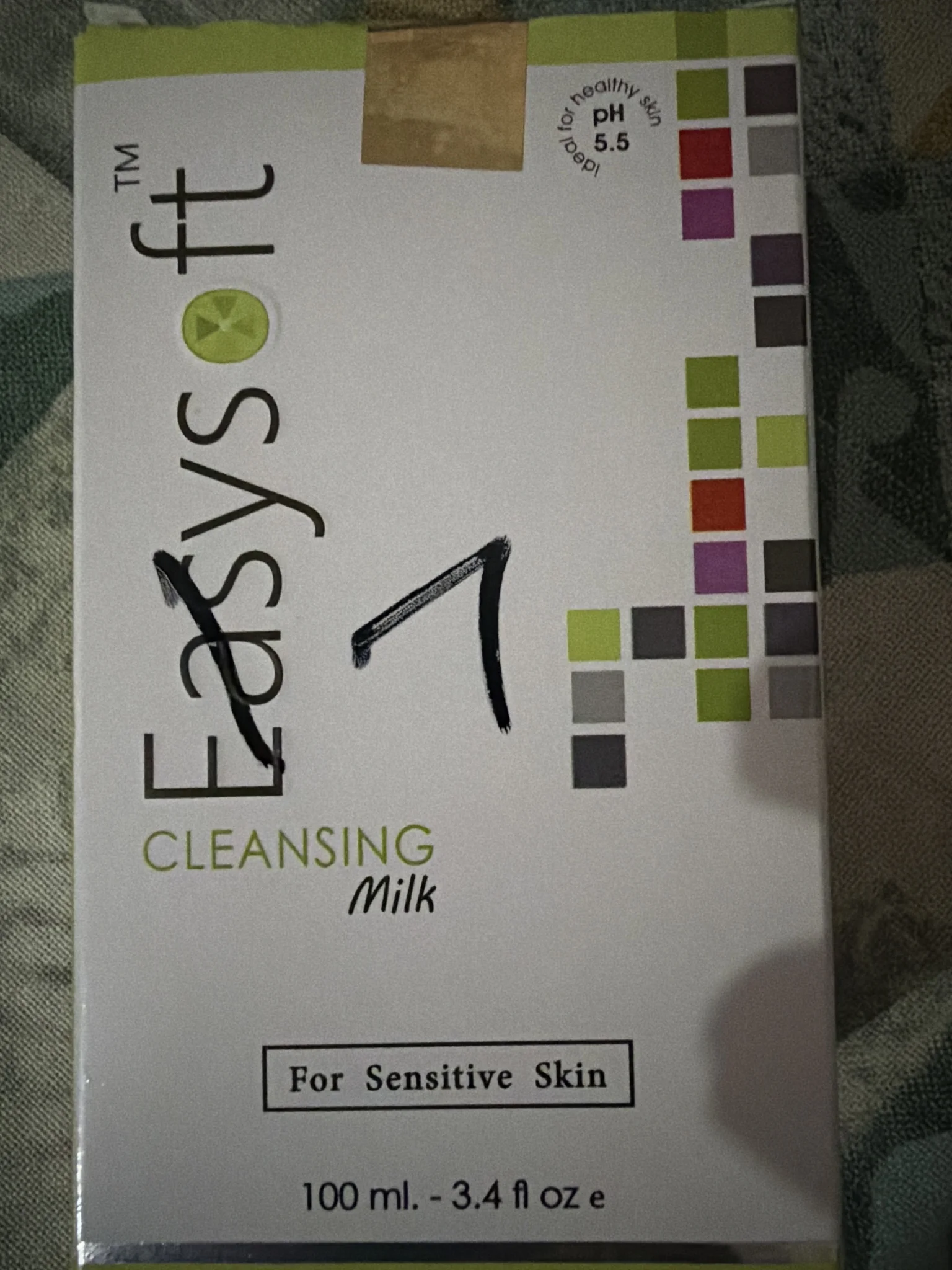 sữa rửa mặt Organicxtra Easysoft Cleansing Milk