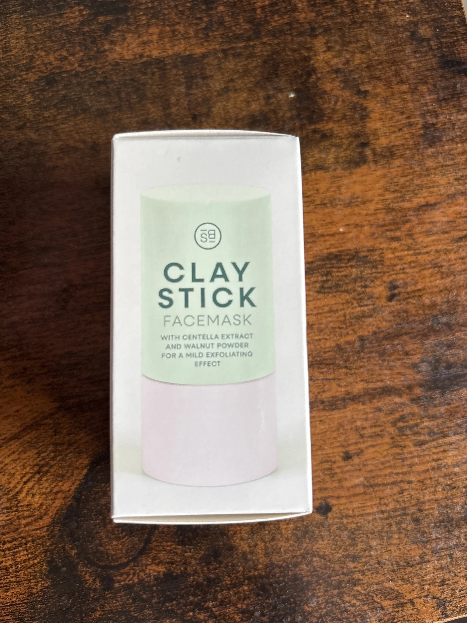 Skin Bliss Clay Stick Facemask With Centella Extract And Walnut Powder