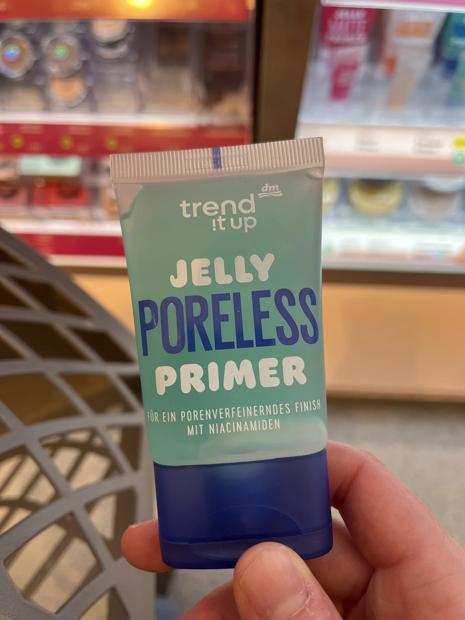 trend IT UP Jelly Poreless Primer