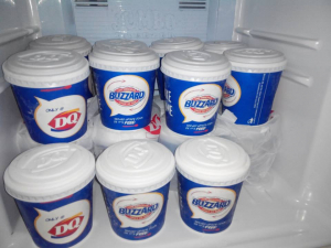 khuyen-mai-dairy-queen-giam-gia-kem-tub-vanila-con-49k