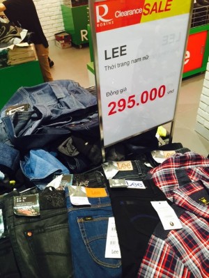 Quan-jeans-giay-Lee-Casualist-dong-gia-chi-tu-295k