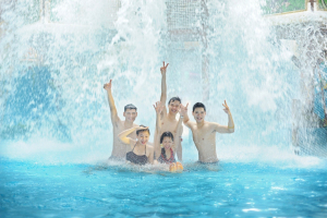 Vincom-Royal-City-khuyen-mai-mua-he-soi-dong-2