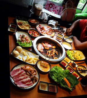 King-BBQ-Ha-Noi-khuyen-mai-giam-gia-buffet-169k-cho-nhom-4