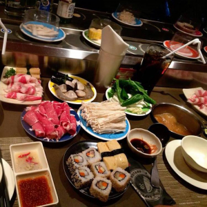 Mung-sinh-nhat-6-tuoi-KICHI-tang-ban-1-suat-buffet-mien-phi