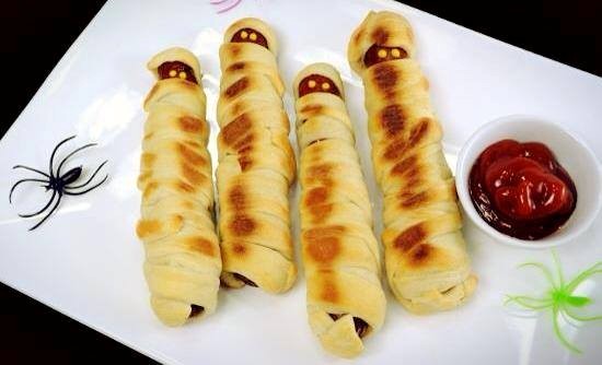 Cuc-soc-voi-cac-mon-an-danh-rieng-cho-le-hoi-Halloween-4