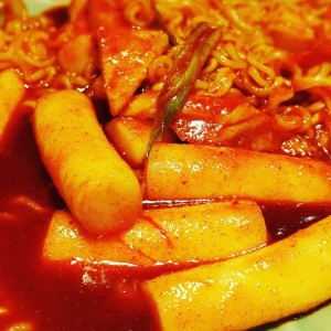 Kimchi-Kimchi-khuye-mai-thang-10-giam-gia-50-an-4-tinh-tien-2