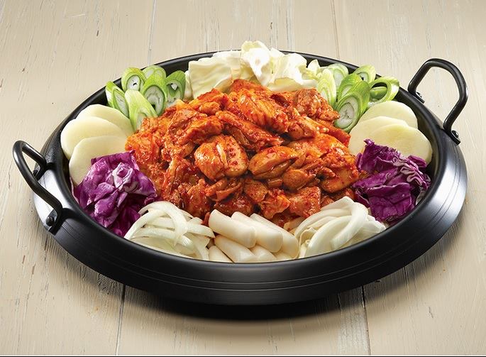 Yoogane-Aeon-Mall-khai-truong-giam-gia-dac-biet-50-tat-ca-cac-mon-1