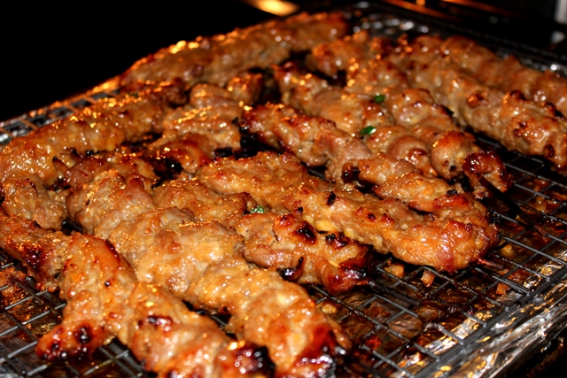 Những món ăn vặt siêu ngon nhất định bạn phải thử ở Hà Nội-13