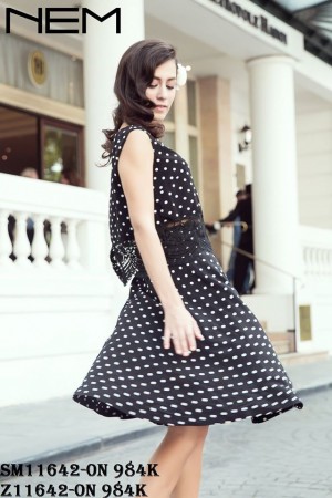 thoi-trang-nem-sale-giam-gia-toi-70-dong-gia-chi-tu-399k