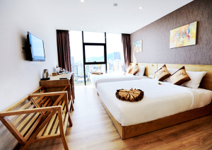 uu-dai-phong-2n1d-gold-iii-hotel-3-ben-bo-bien-khe-gia-con-450-000d