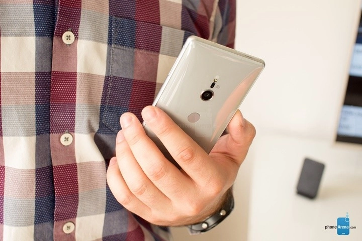 Cập Nhật Sony "chơi trội" tặng máy PS4 cho khách hàng đặt mua Xperia XZ2 3 z2 2.jpg