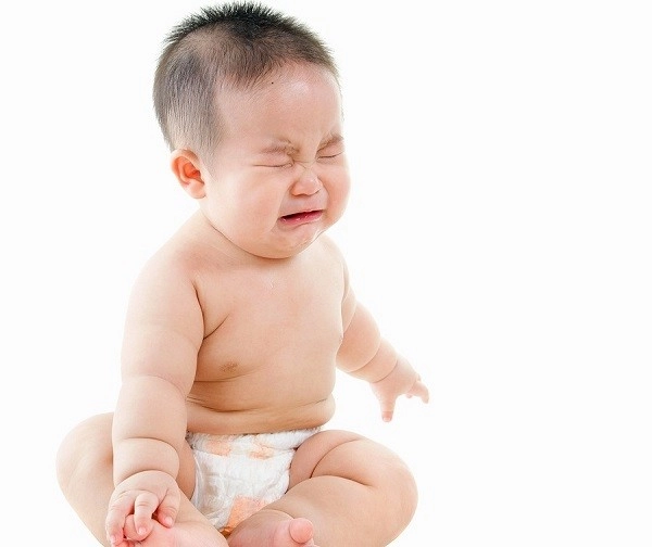 trị bệnh táo bón cho trẻ sơ sinh