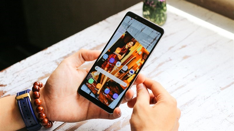 đặt trước samsung galaxy A8 star