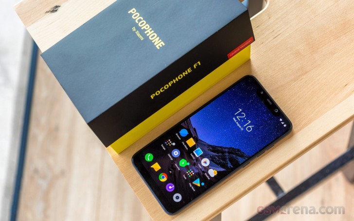 pocophone f1 giá bao nhiêu