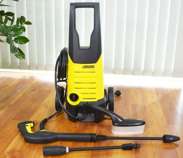 Máy rửa xe gia đình