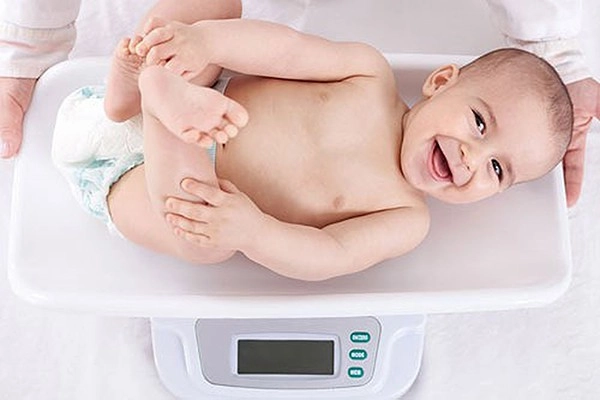 chiều cao cân nặng của trẻ