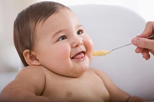 chiều cao cân nặng của trẻ