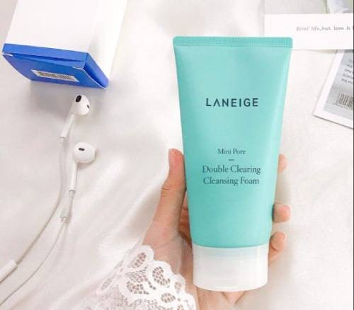 sữa rửa mặt Laneige