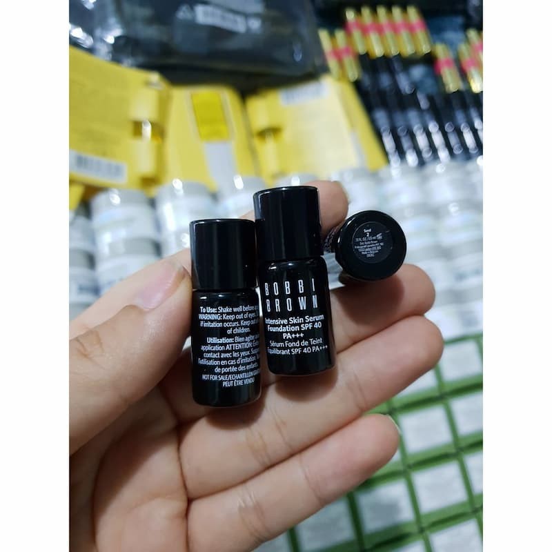 Kem nền Bobbi Brown Skin Nourishing Glow Foundation minisize