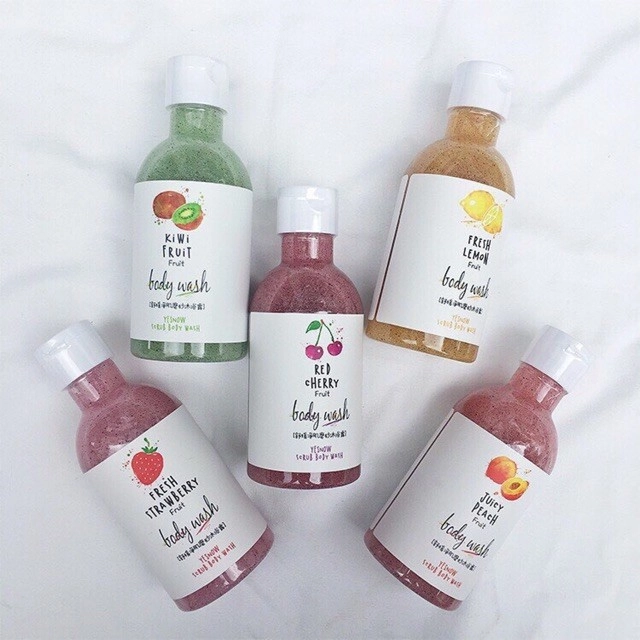 Sữa tắm tẩy tế bào chết Yesnow Fruit Scrub Body Wash