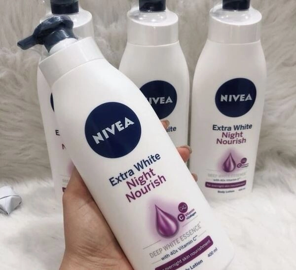 top 11 sữa dưỡng thể trắng da đang rất được ưa chuộng hiện nay