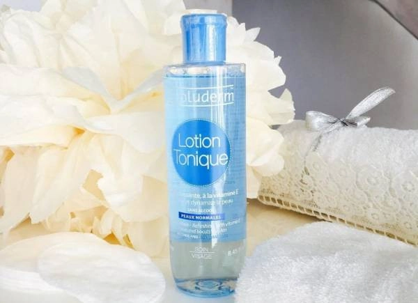 toner cho da hỗn hợp thiên dầu