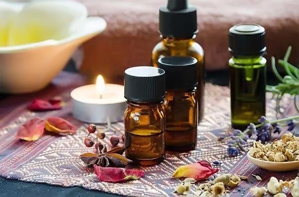cách sử dụng nước hoa vùng kín