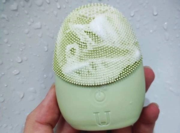 máy rửa mặt Miniso