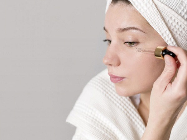 serum trị mụn