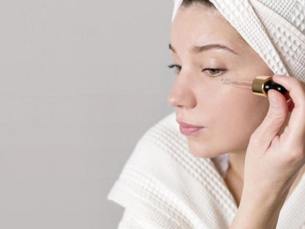 serum trị mụn