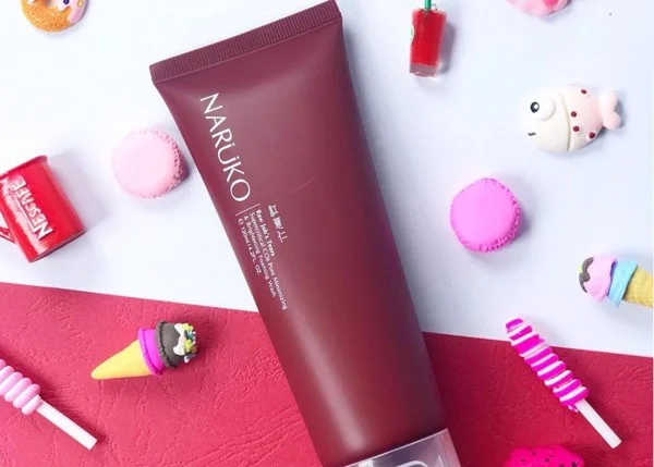 Sữa rửa mặt Naruko