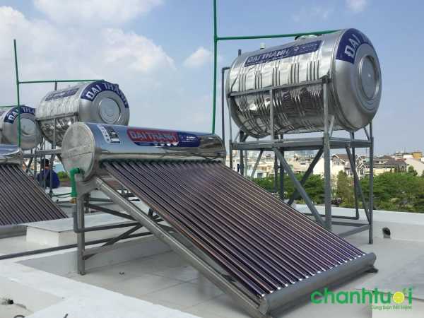 bình nước nóng năng lượng mặt trời