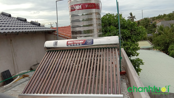 bình nước nóng năng lượng mặt trời