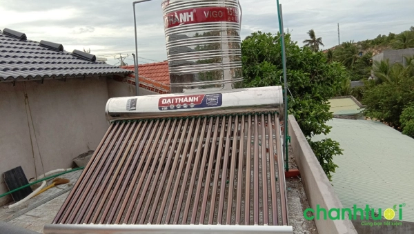 bình nước nóng năng lượng mặt trời