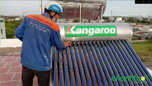 bình nước nóng năng lượng mặt trời
