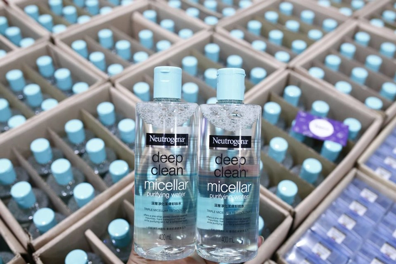 Neutrogena Deep Pure Micellar Purification Water