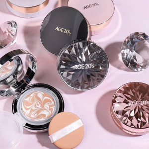 phan-nen-lanh-kim-cuong-trang-bac-age-20s-essence-cover-pact-diamond-original-white-spf-50-pa-12-5g-2