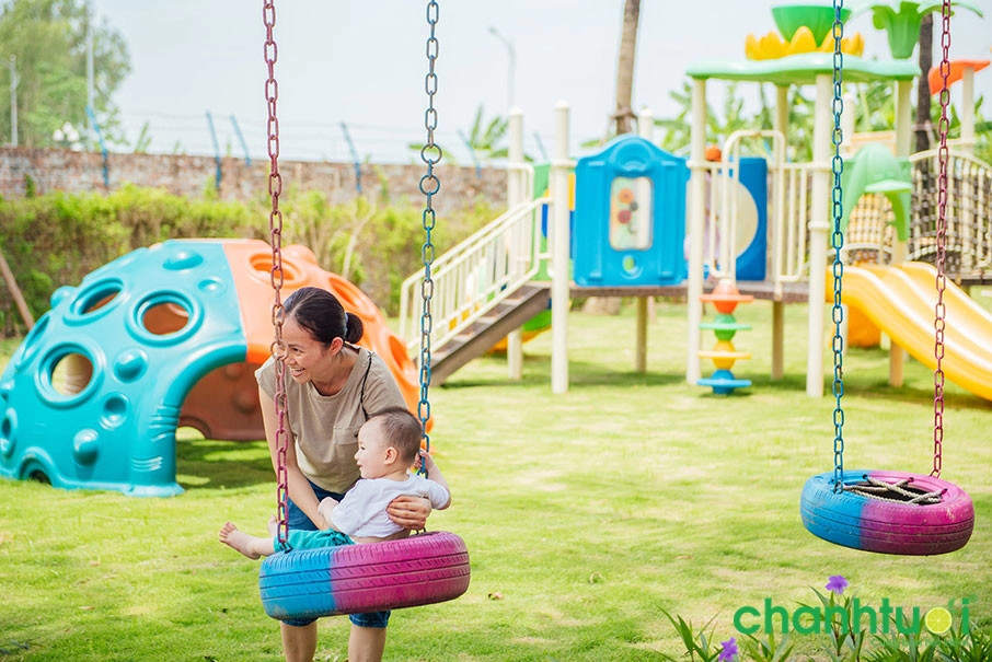 Giá vé bãi biển Tiểu Tuần Châu giữa lòng Hà Nội năm 2022 18 279613684 1177182162830792 3572209324632636298 n.jpg