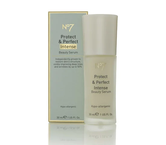 Tinh chất Boots Protect & Perfect Beauty Serum