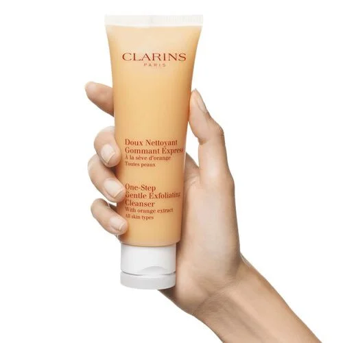 Clarins One Step Gentle Exfoliating Cleanser with Orange Extract