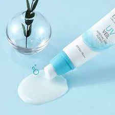 LABIOTTE UV Veil Moisture Sun Essence